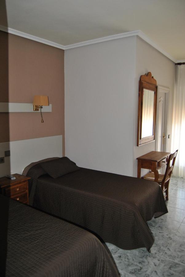 Hotel Hoya Noja Extérieur photo